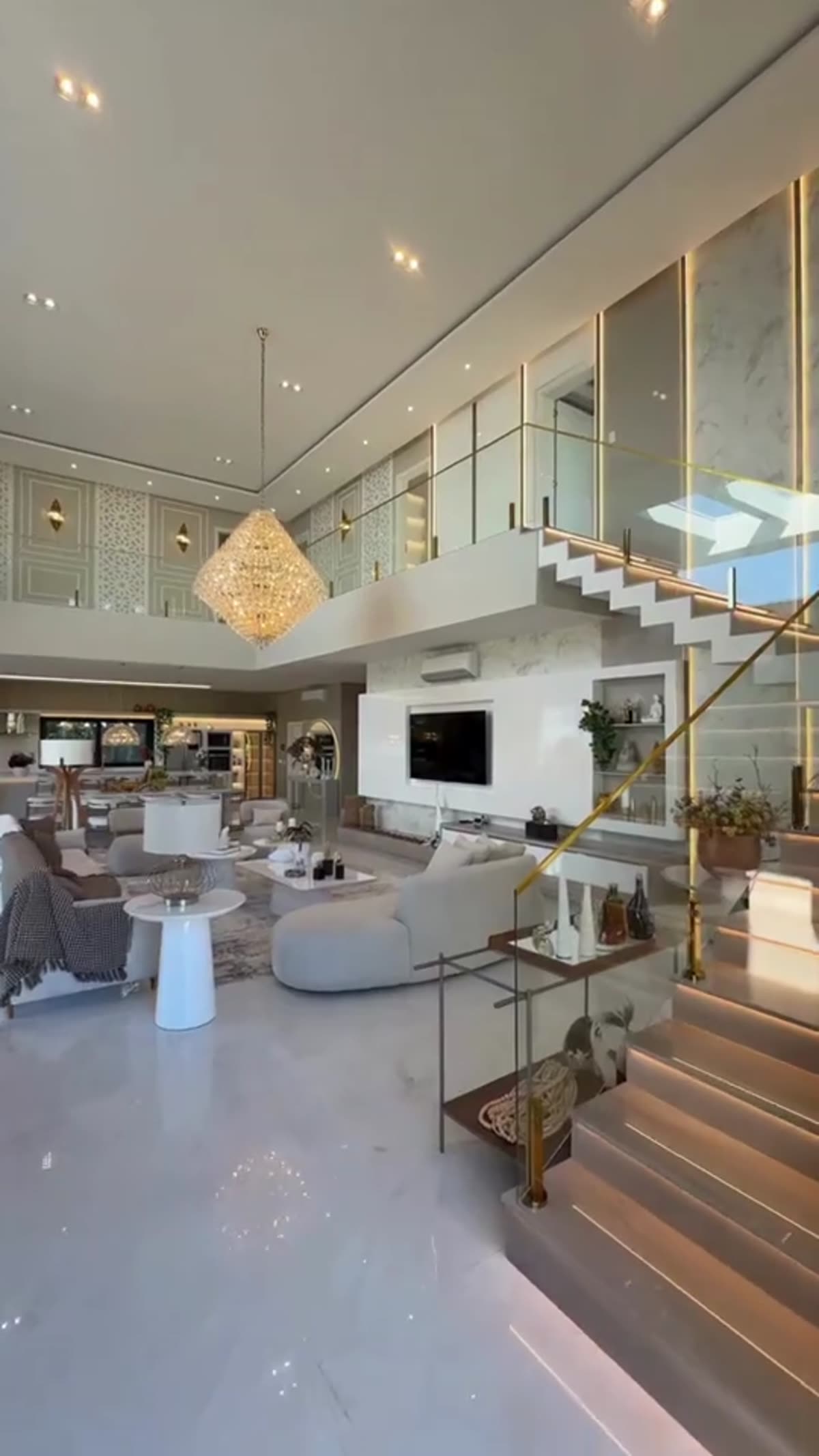 George Fawcet Modern Home Showcase | Art | Brand Tune Studio