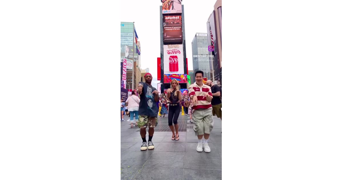 Times Square Fun with Friends | Travel | Will