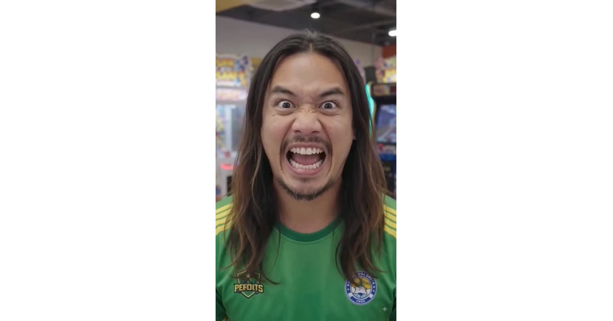 Epic Arcade Gaming Reaction Moment | Gaming | Albert Jr.
