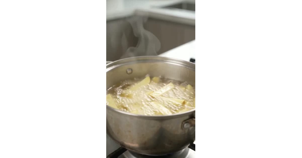 Crispy Fries Fresh From The Pan | Food | Musso