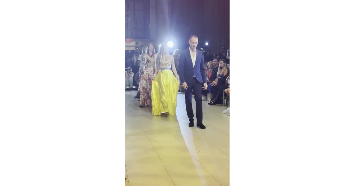 Elegant Fashion Showcase Evening Event | Fashion | William Lebovics