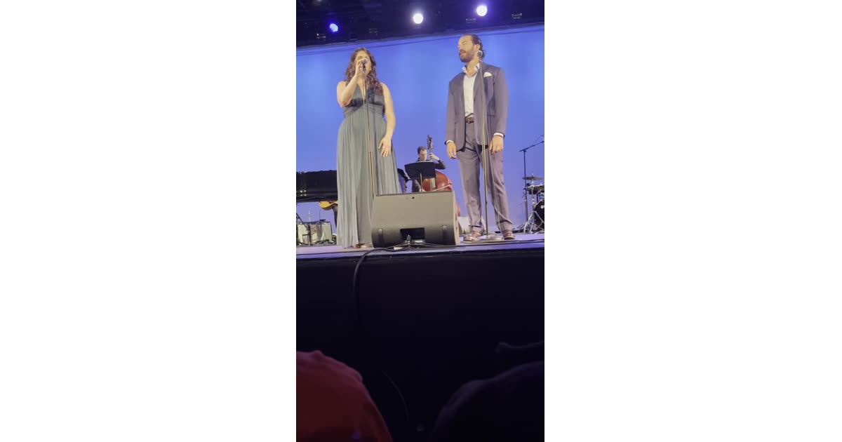 Live Duet Performance Under Blue Lights | Music | William Lebovics