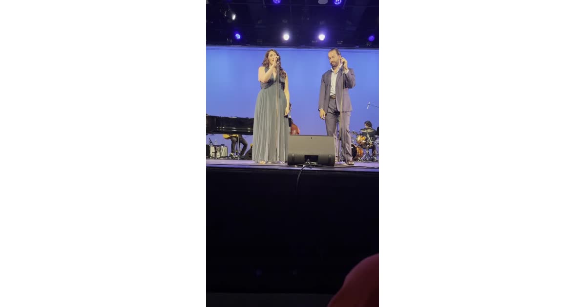Live Stage Duet Performance | Music | William Lebovics