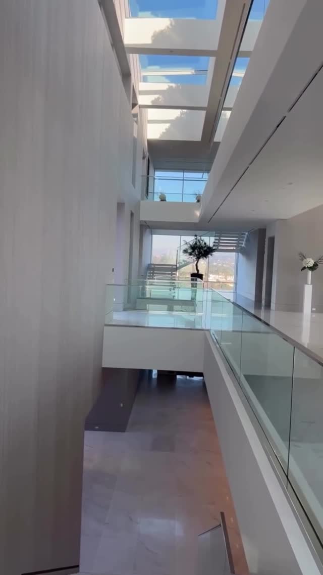 944 Airole Way in Bel-Air Property