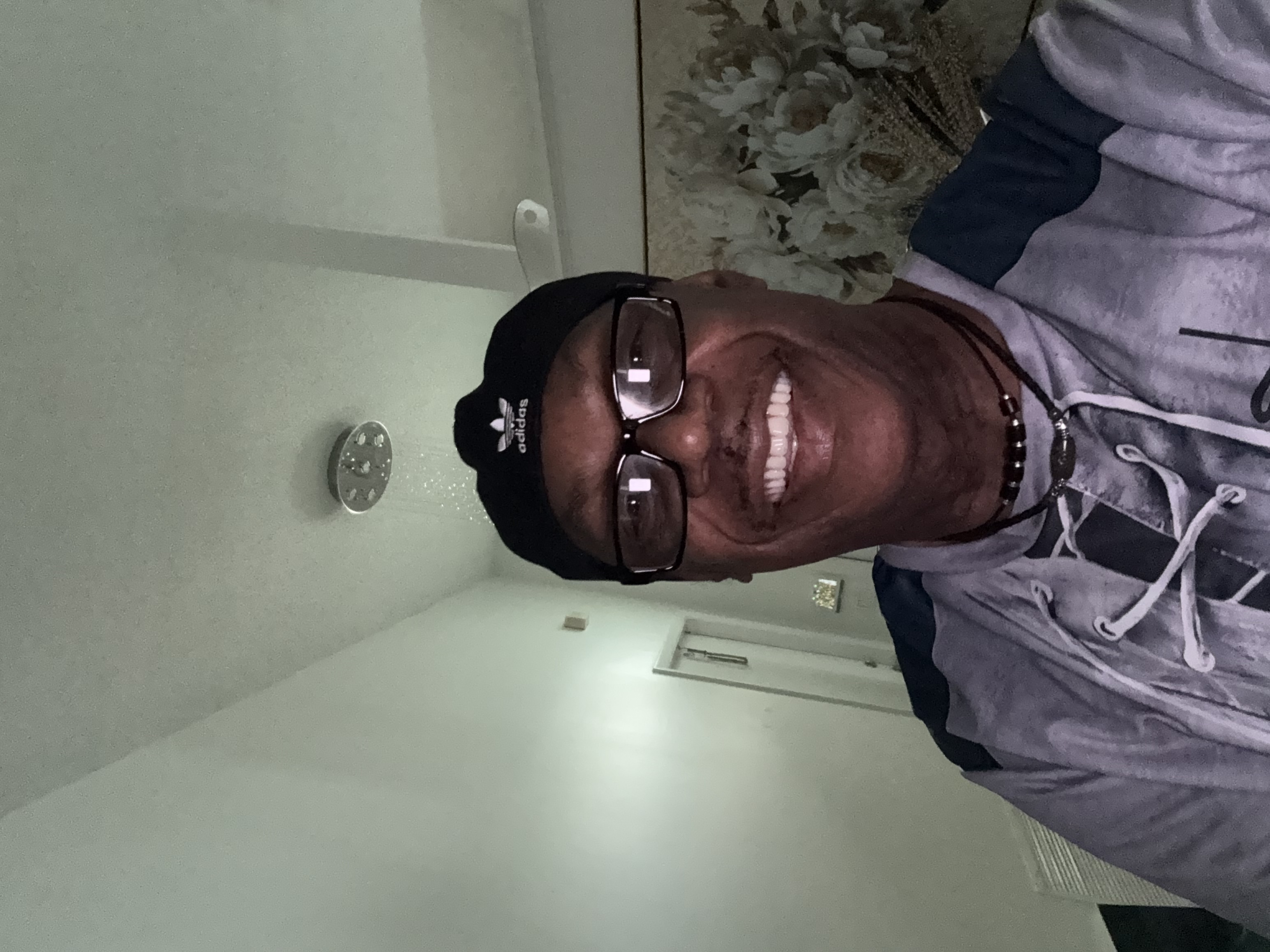 Derrick Murray | Sales, Social Media Marketing & Songwriting | US